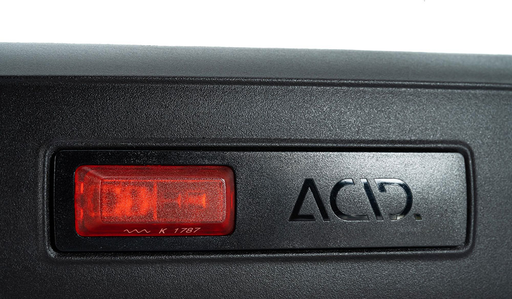 ACID-Pro-E-E-Bike-Schutzblechrücklicht-BES-3-93815-(2).jpg