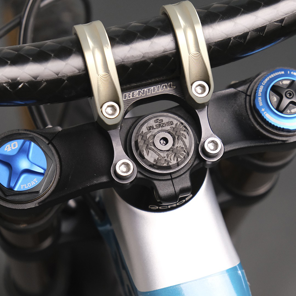 unleazhed 20117856 Unloose CF01 Top Cap Carbon Ahead Kappe 5.jpg