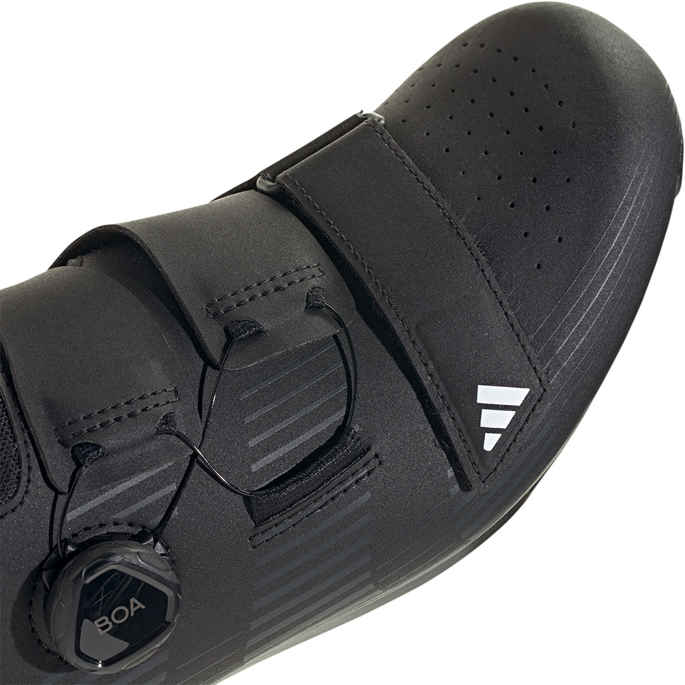 Adidas_JS1938_Vuelatano (2).jpg