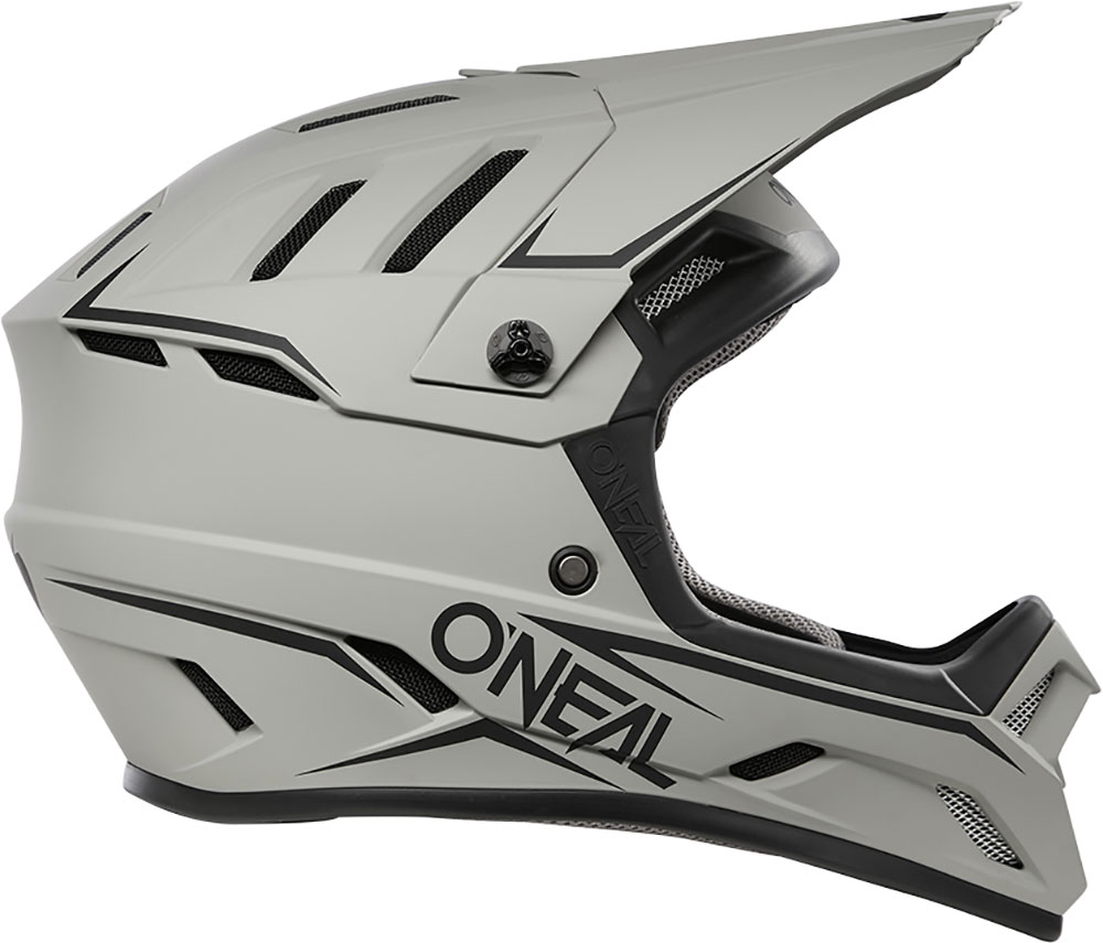 O'Neal_0500-052_Backflip_Solid_Fullface_Helm (4).jpg