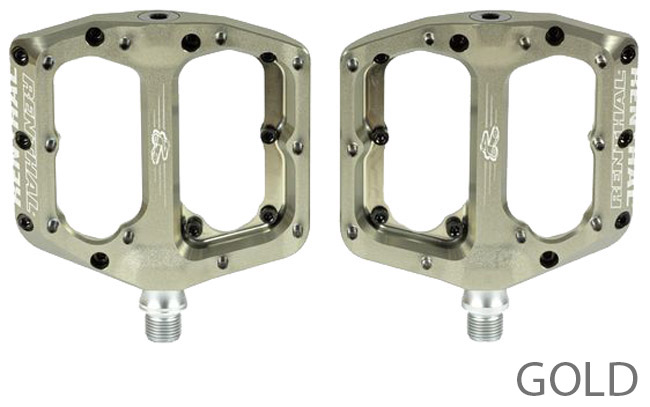 PD10001-002-01-Revo-F-Plattformpedal(FV).jpg