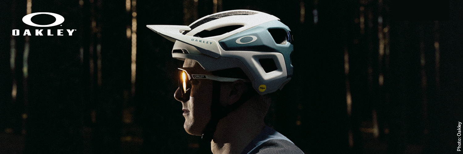 oakley_helme.jpg