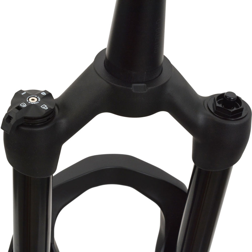 Manitou-Markhor-TS-Air-29-100-Tapered-Boost-(3).jpg