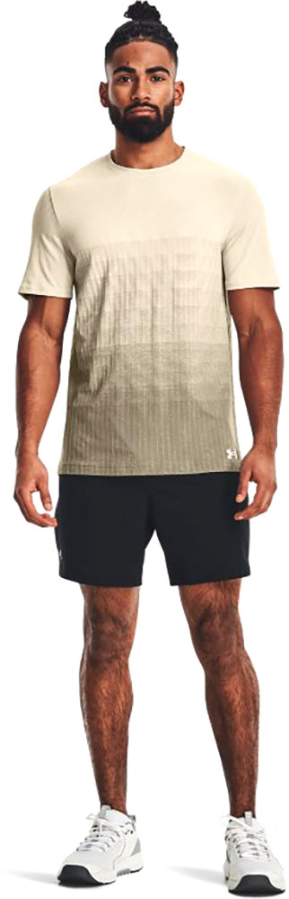UA Vanish Woven Laufshorts  1373718-001 (5).jpg