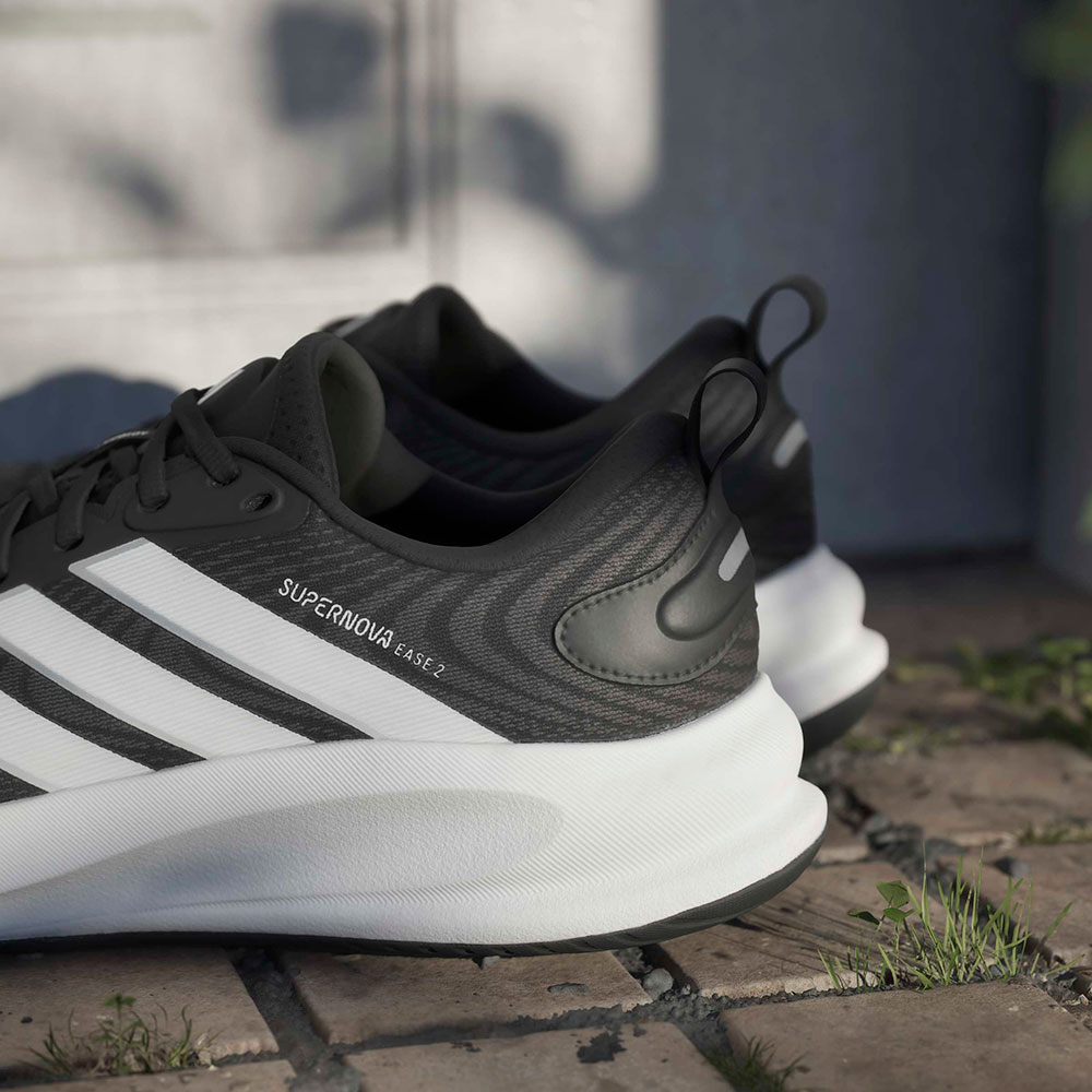 Adidas_Supernova_Ease2_cblack_ftwwht_carbon (1).jpg
