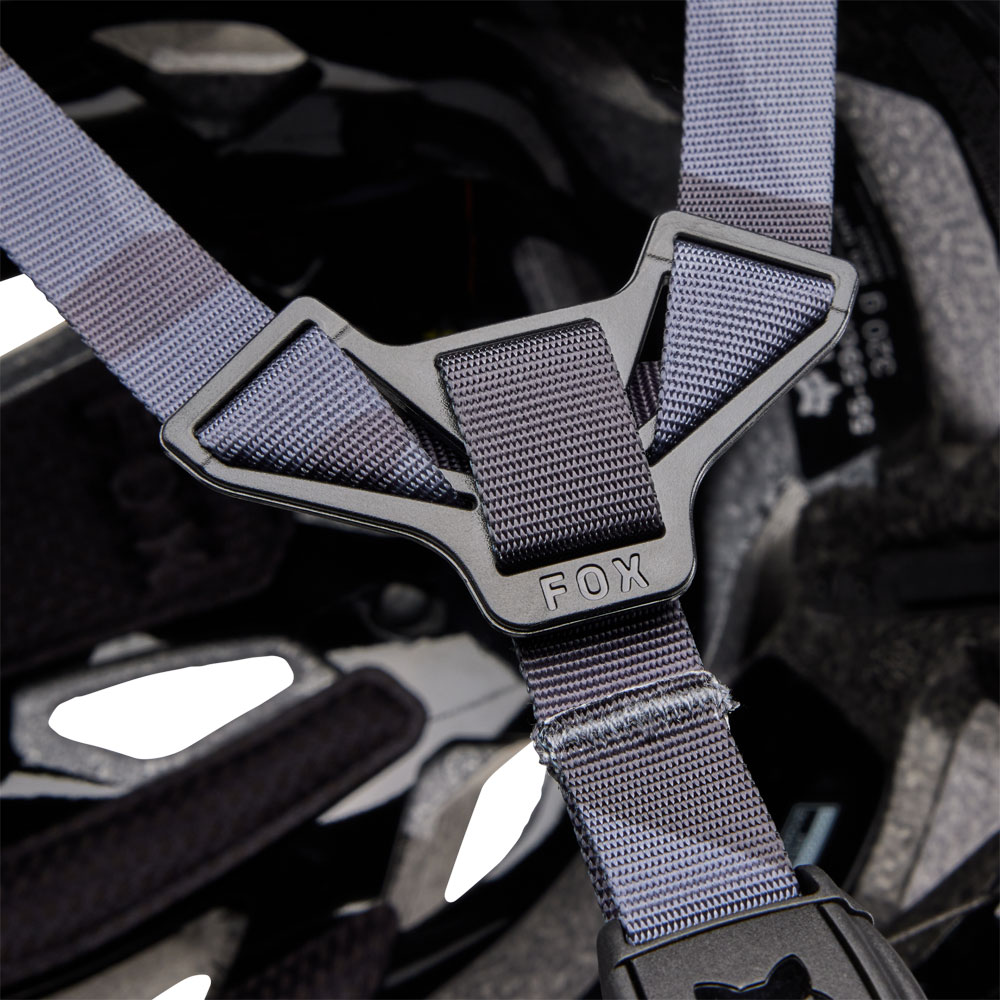 Fox_CrossframeSolidMIPS_31977_247_MTBHelm_ (9).jpg