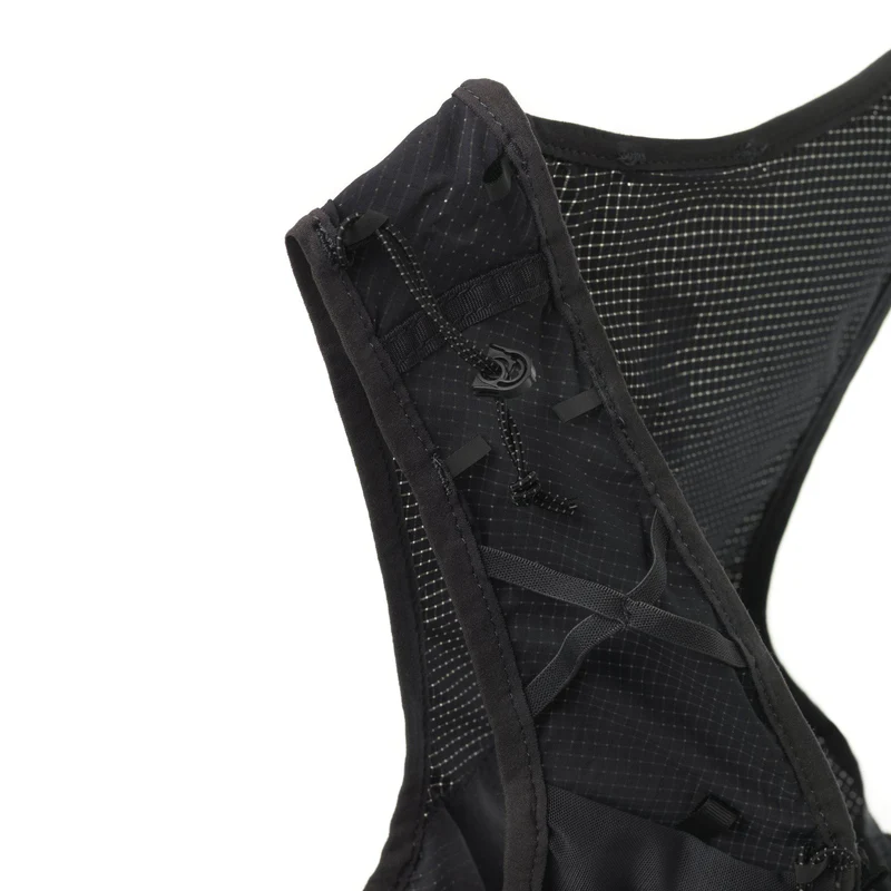 Strive_Fly_Vest_Rose_detail_1_b80464bb-1d52-48f9-9d38-765ac533d6d7.png