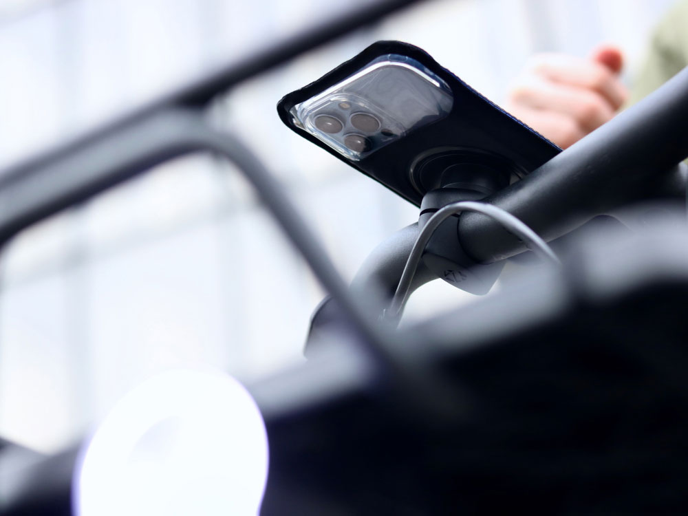 Shapeheart-Smartphone-Halterung-PRO-(4).jpg