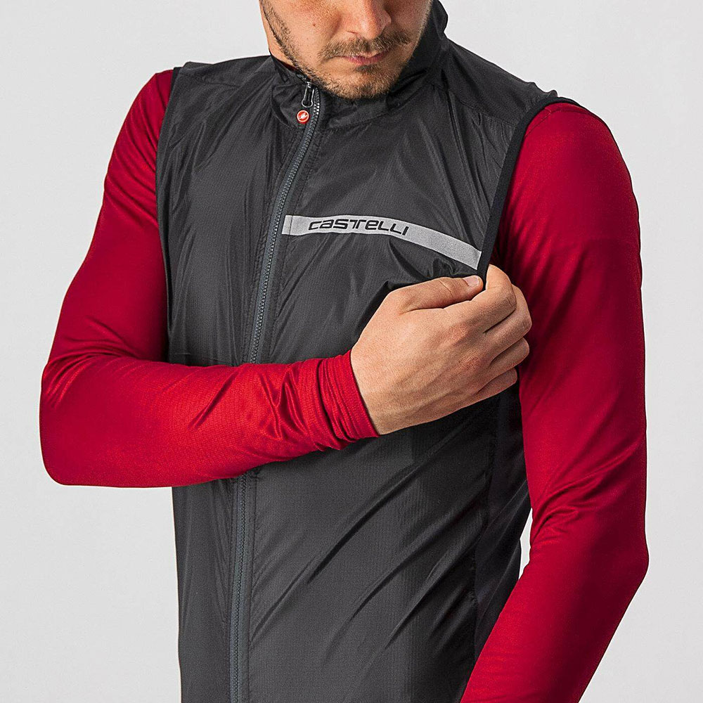 Castelli-Squadra-Strech-Windweste-4521512-085-(4).jpg