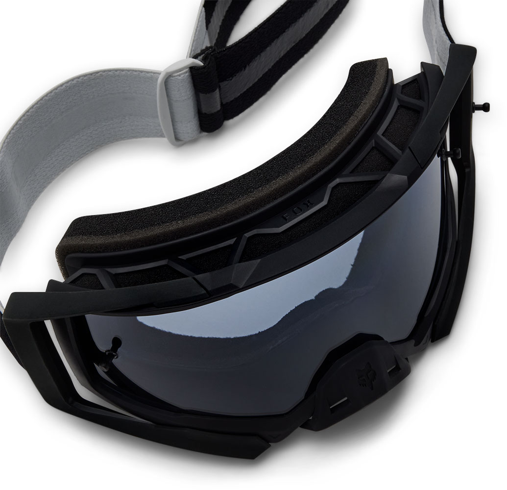 FOX_Airspace-Core-Goggle_32980-001_ (3).jpg