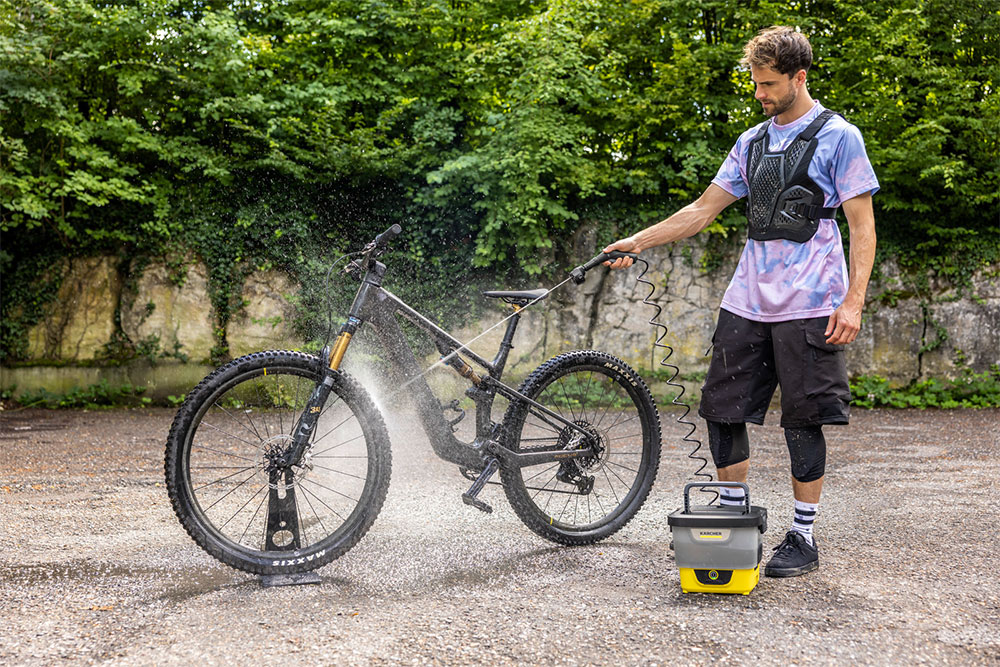 Kärcher-OC-4-+-Bike-Kit-15993520-(9).jpg