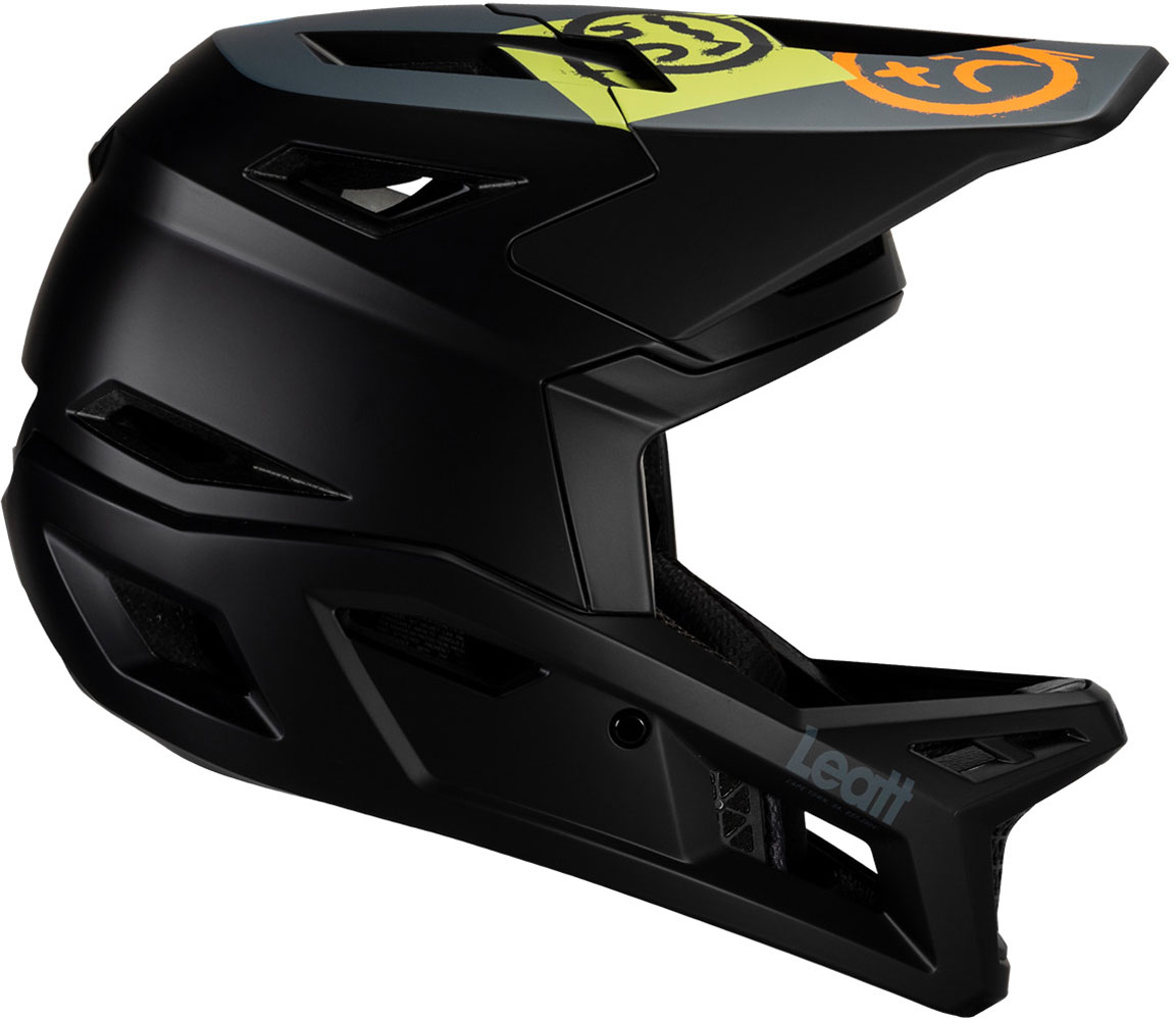 Leatt_1025105141_4Gravity_MTBFullfaceHelm_ (3).jpg