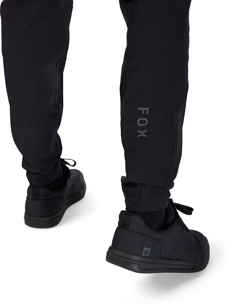 Fox_33459-001_Ranger_Damen_MTB_Hose (6).jpg