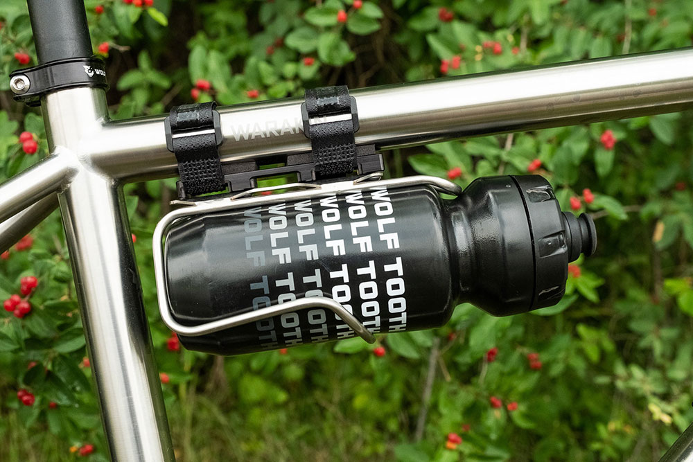 Wolf-Tooth-B-RAD-2-Bolt-Everywhere-Base-(3).jpg