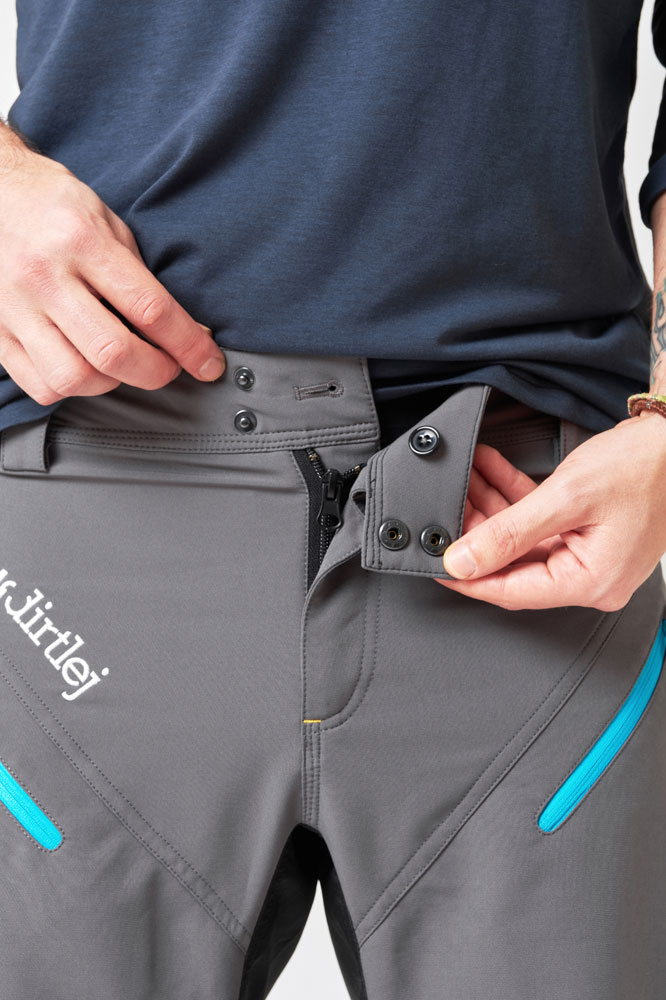 Dirtlej_Trailscout_Half&Half_MTB_Shorts_20220026_7.jpg