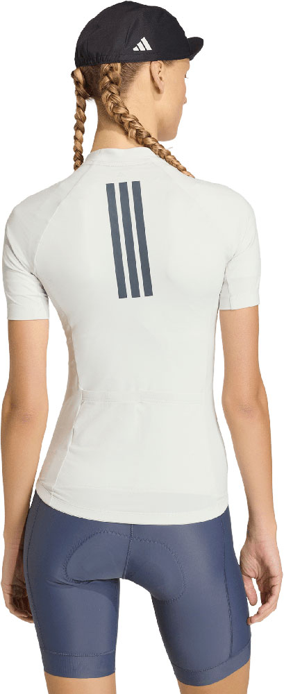 Adidas_JZ6724_Essentials (5).jpg
