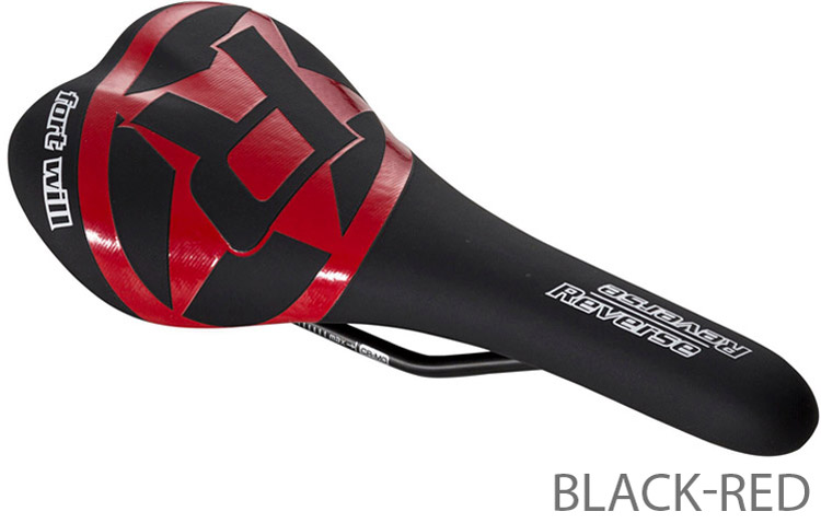 40300-Fort-Will-Style-Sattel-black-red(FV).jpg