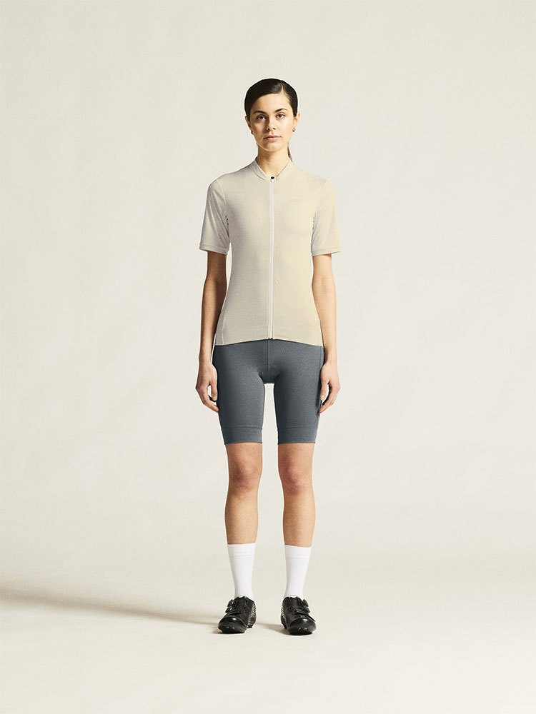 Core Endurance - Short de cyclisme pour femmes avec rembourrage