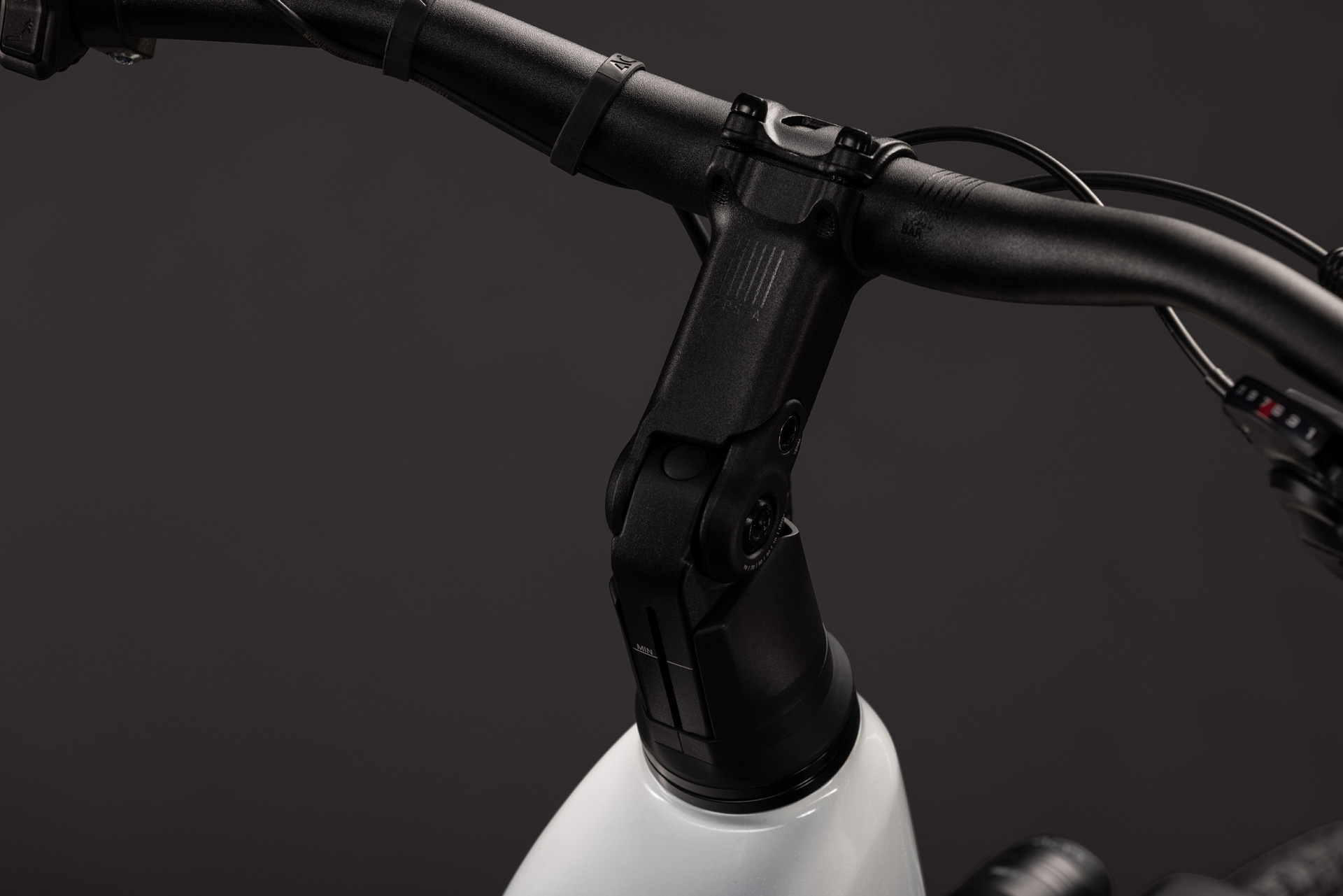 Touring Hybrid ONE 600 metallicwhite´n´chrome Easy Entry