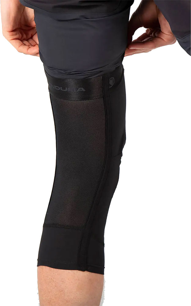 Endura_MT500-Ghost-D30-Knieprotektoren_E1275BKS-M_3.jpg