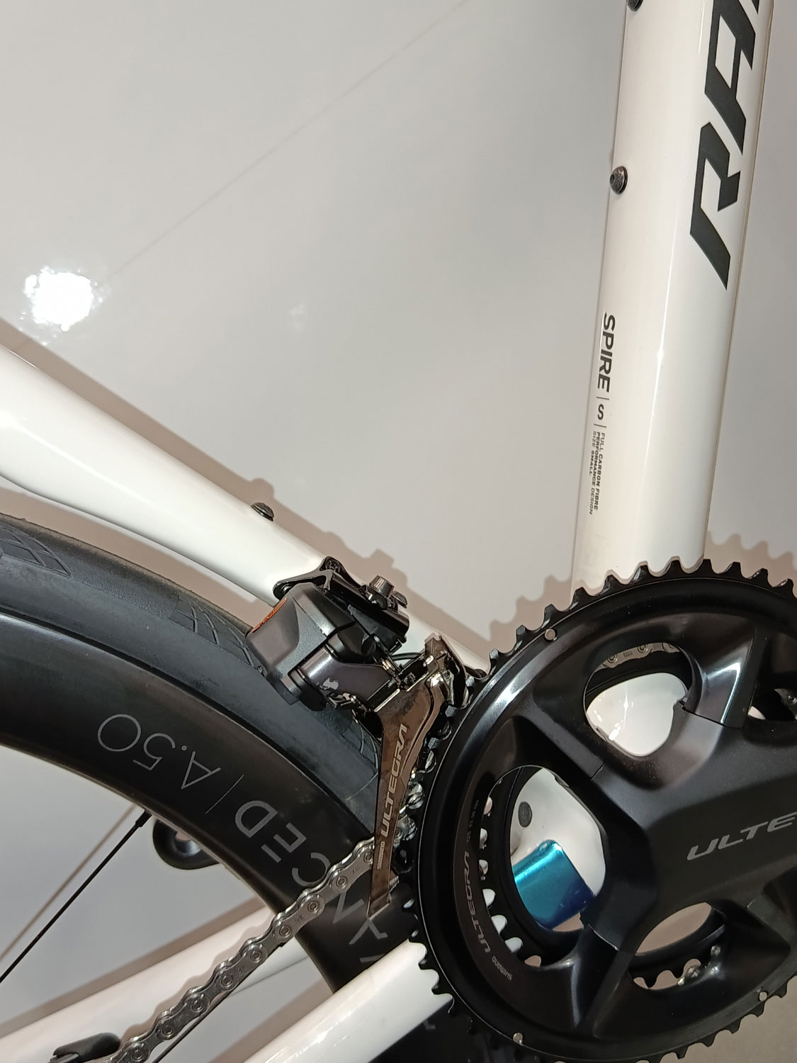 SPIRE 9.0 (New, with a paint fault)