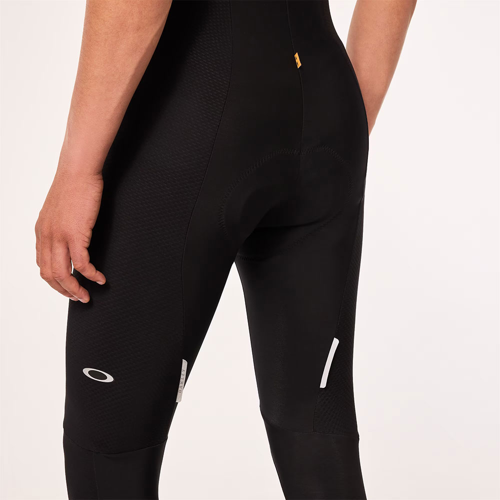 Oakley_FOA404886 _Clima_Thermal_Bibtight_Trägerhose_mit_Polster (7).jpg
