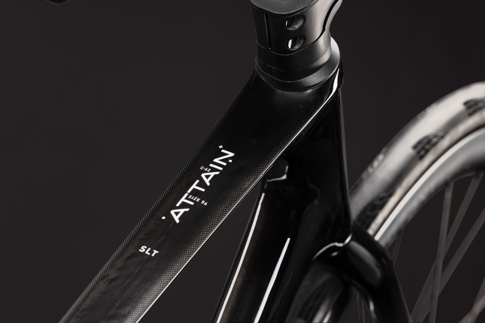 Attain C:62 SLT carbon´n´blue