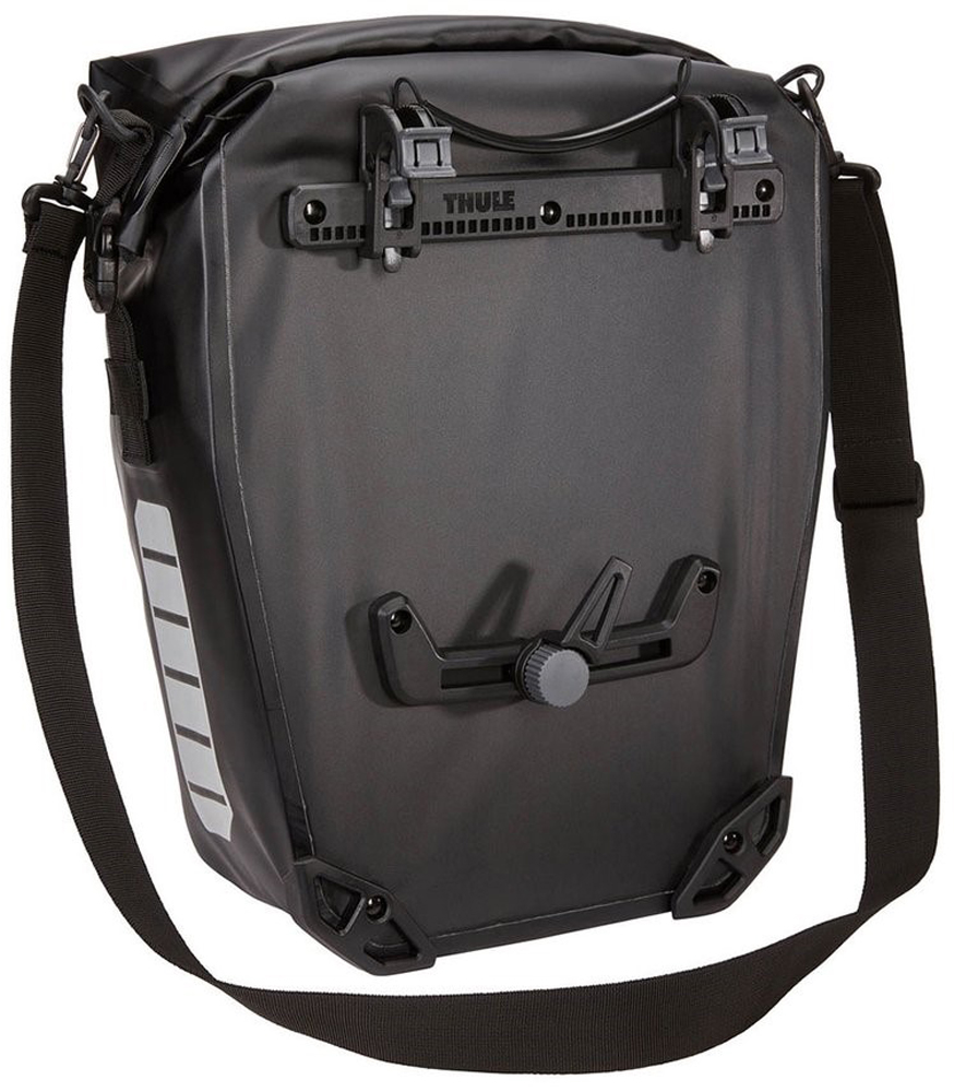 Thule-Pack-'n'-Pedal-Shield-Pannier-Large-3204210-(8-1).jpg