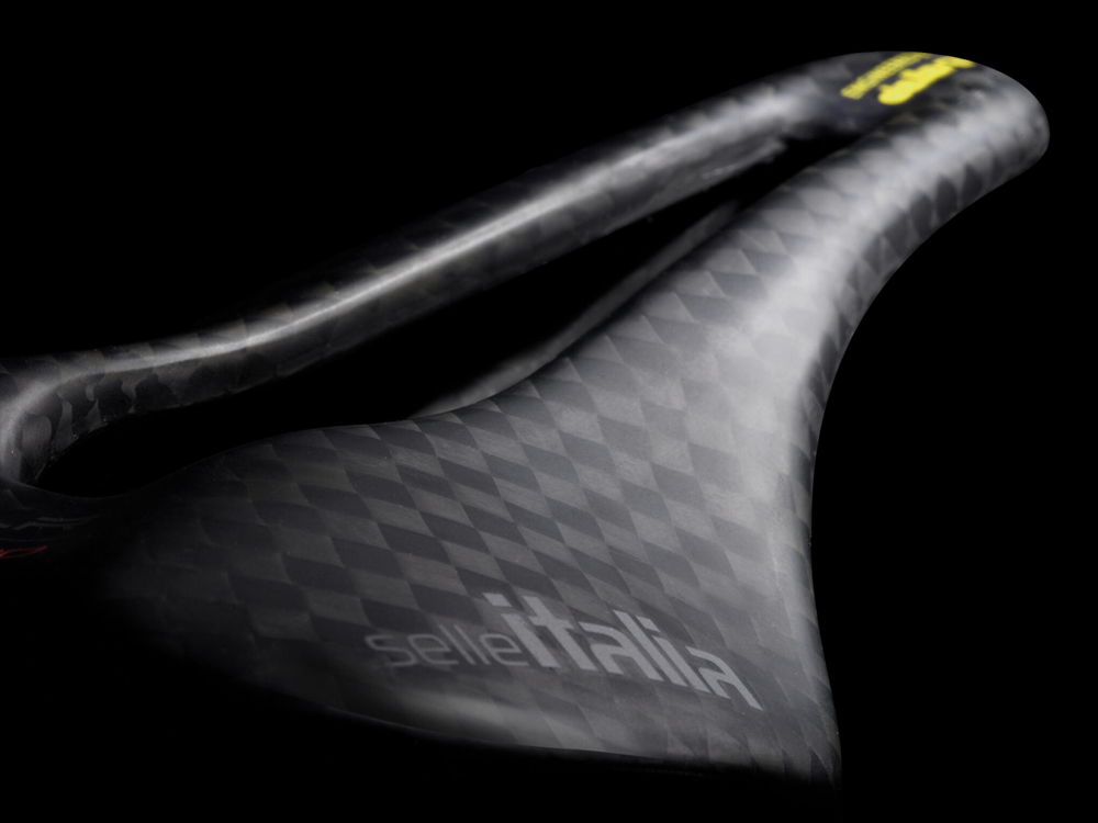 selle italia 041A522WCA001 SLR Boost Tekno Superflow Sattel 3.jpg