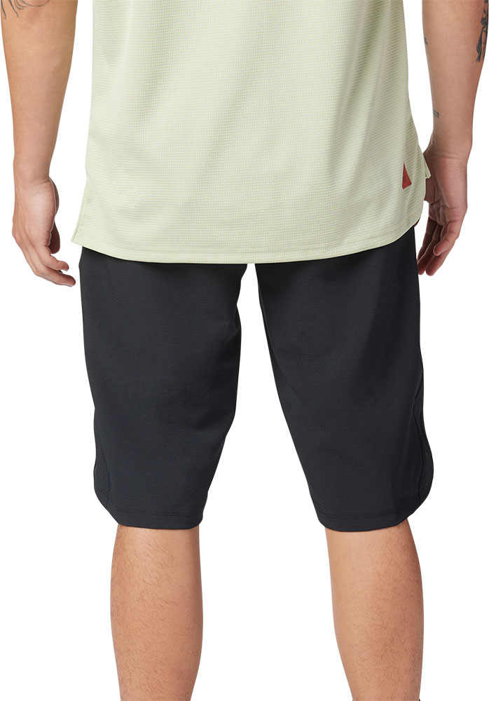 FOX_Defend-MTB-Shorts_32379-001_ (4).jpg
