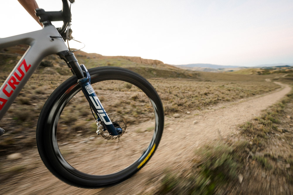 RockShox-SID-Ultimate-Race-Day-3P-Remote-120mm-Boost-00.4020.957.002-13.jpg