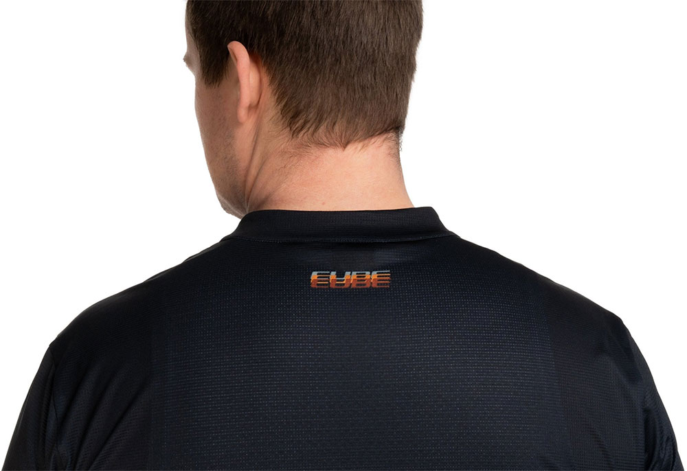 CUBE_12232_CMPT_Trikot (5).jpg