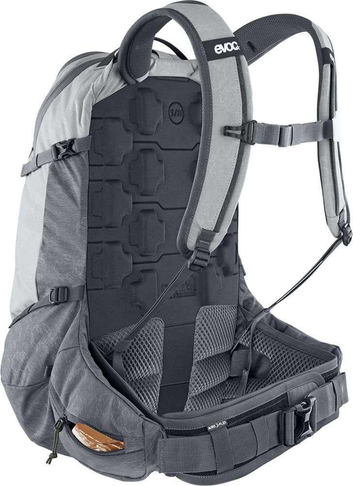 Evoc-Trail-Pro-26L-Protektor-Rucksack-100117137-(9).jpg