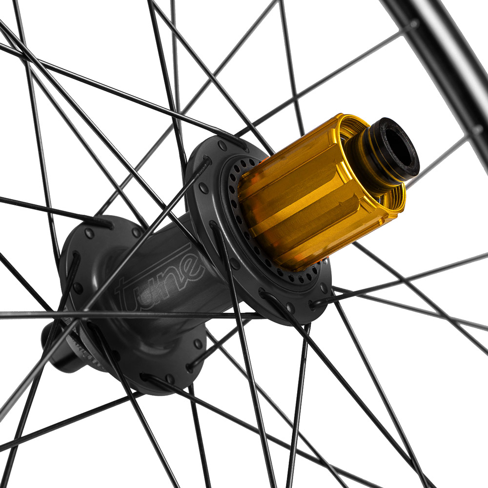 Tune-Crosser-Alu-Disc-CL-Hinterrad-4062266241791_b.jpg