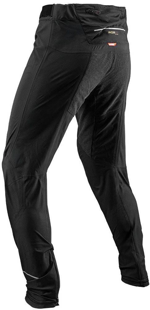 Leatt_HydradRI3_LE-PAN-2602_Black (1).jpg