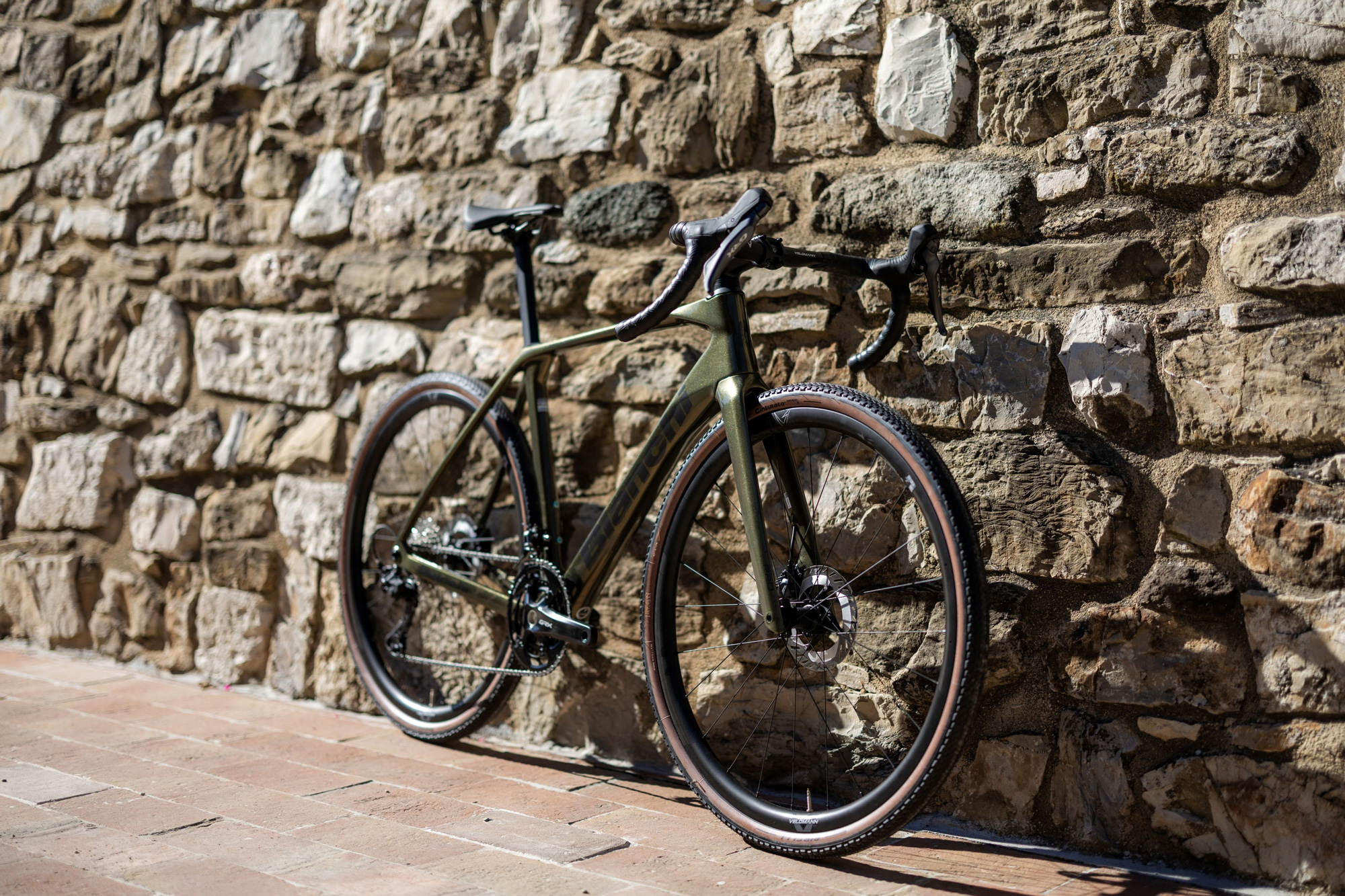 Bianchi-YUB86IXSF8-20168237-Impulso-Comp-GRX-610820-2x12-(1).jpg