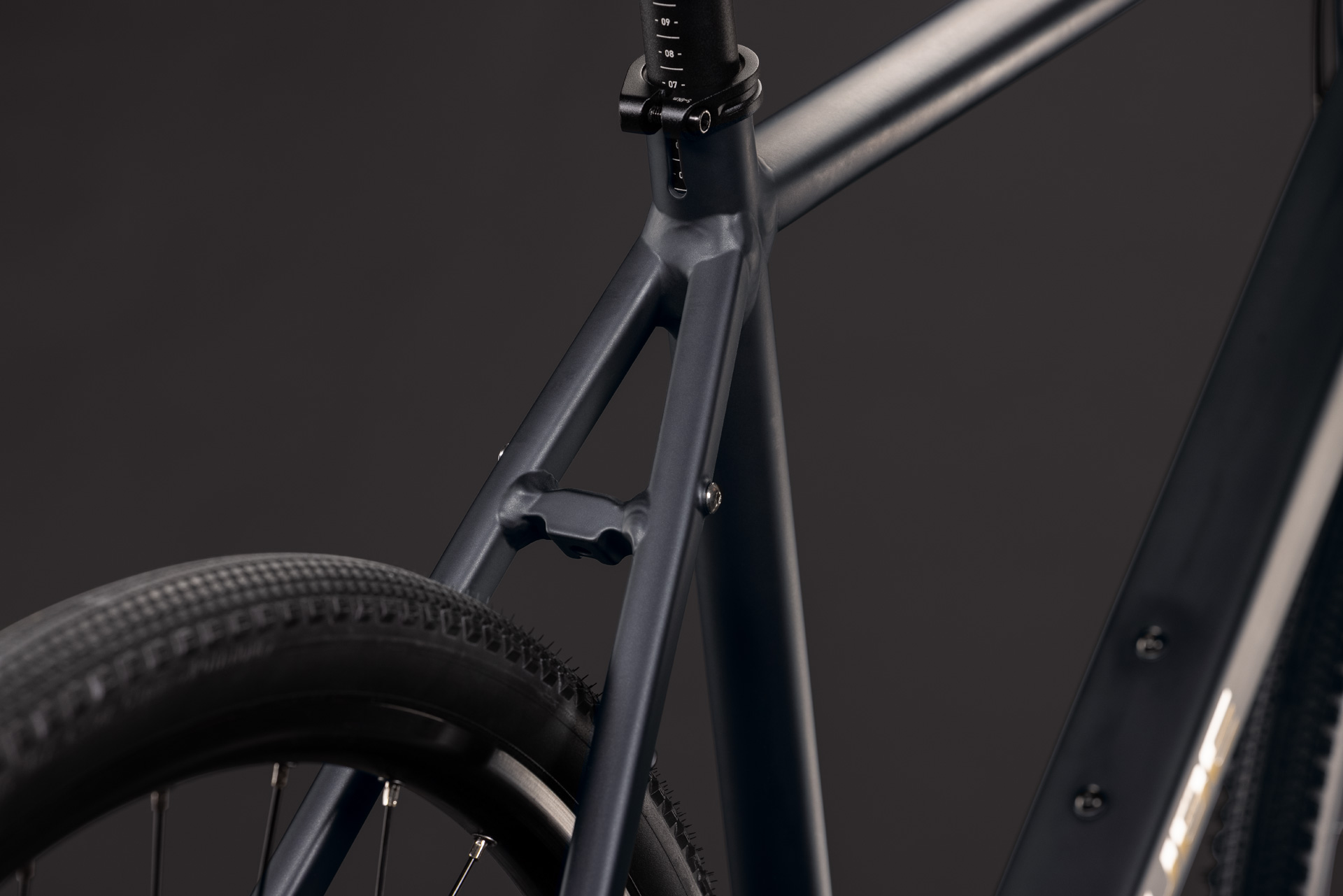 Nulane Deluxe EXC grey and chrome