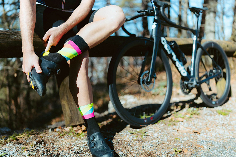 incylence_01025621‌_Ultralight_Strides_Socken (3).jpg