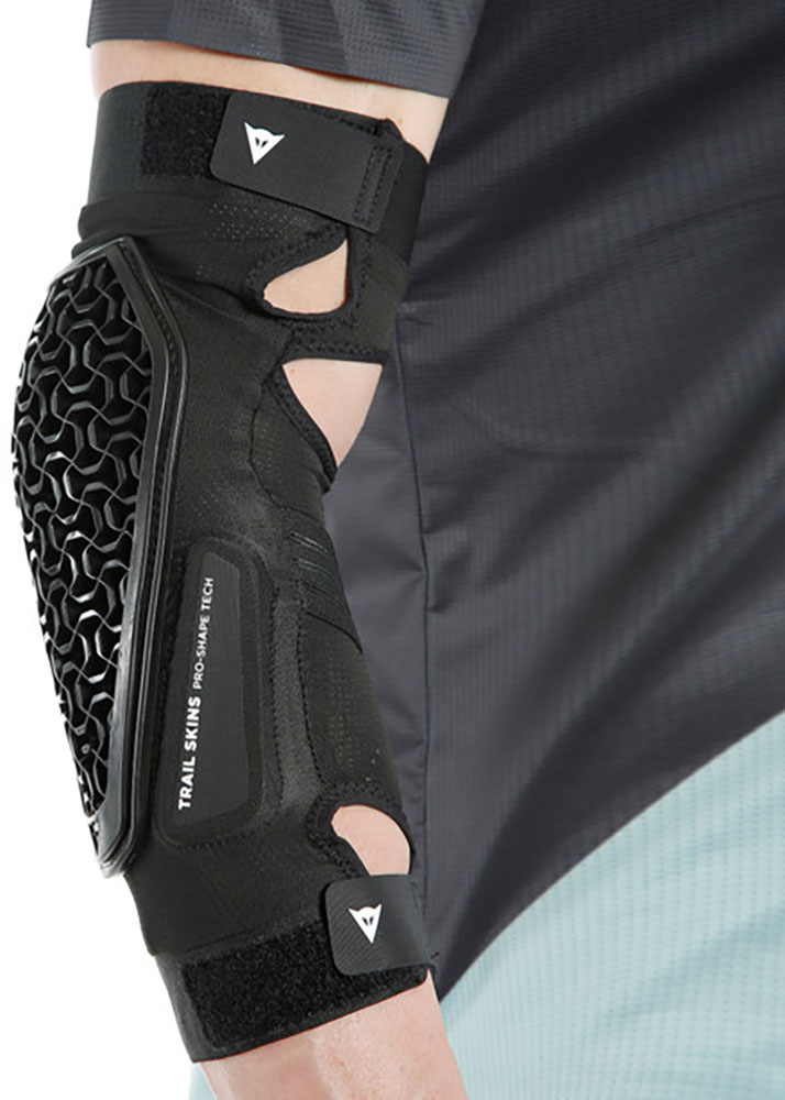 Dainese Trail Skins Pro Ellbogenprotektoren 3879718-001 (3).jpg