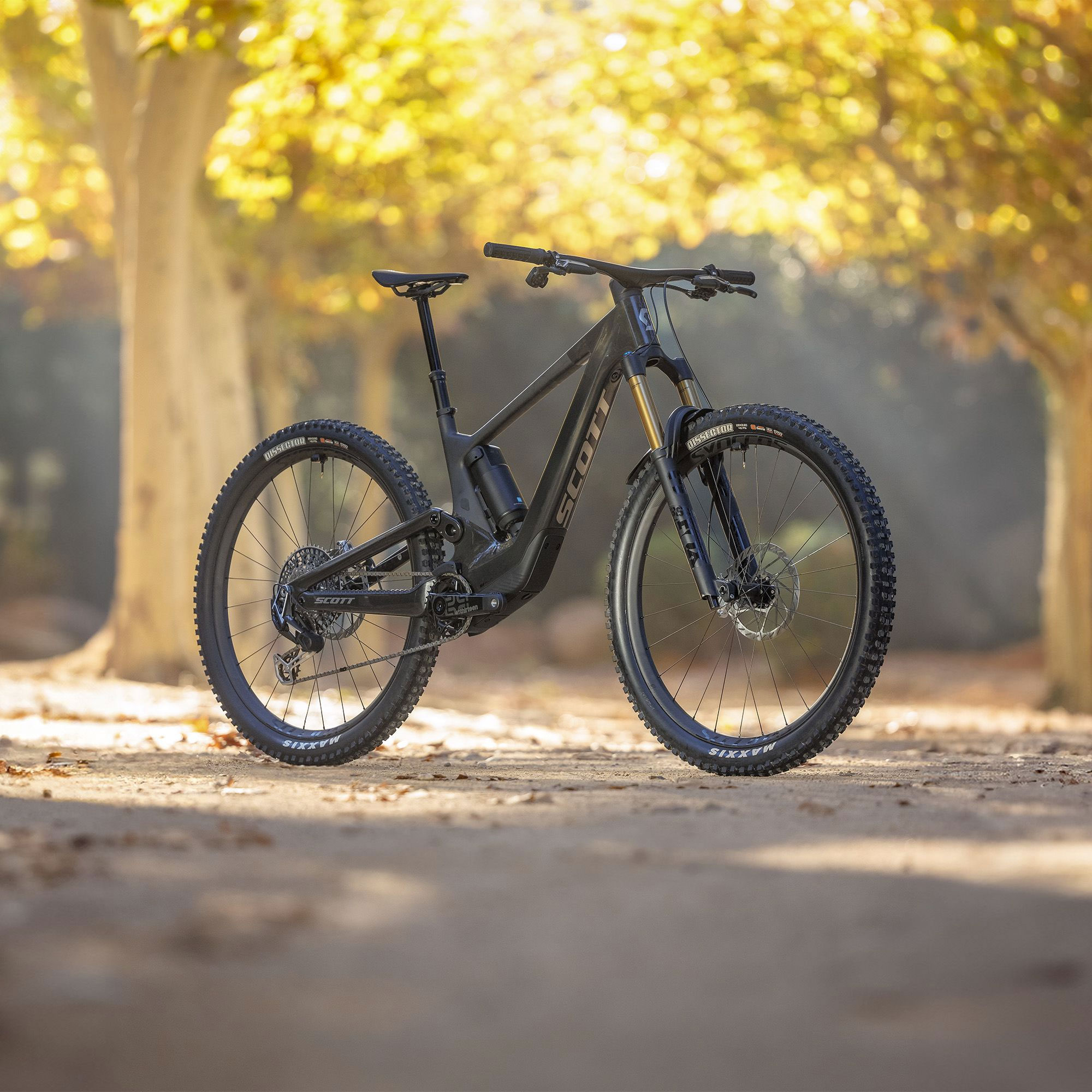 2000x2000_SCOTT_BIKE_VOLTAGE_900_SL_PHOTO_BY_Daniel_Geiger_3_2113194_jpg.jpg
