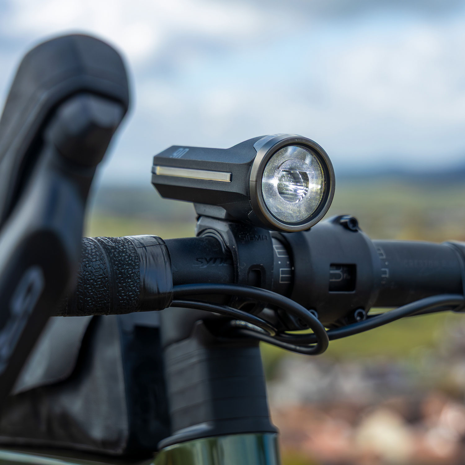 AURA 90 Front Light