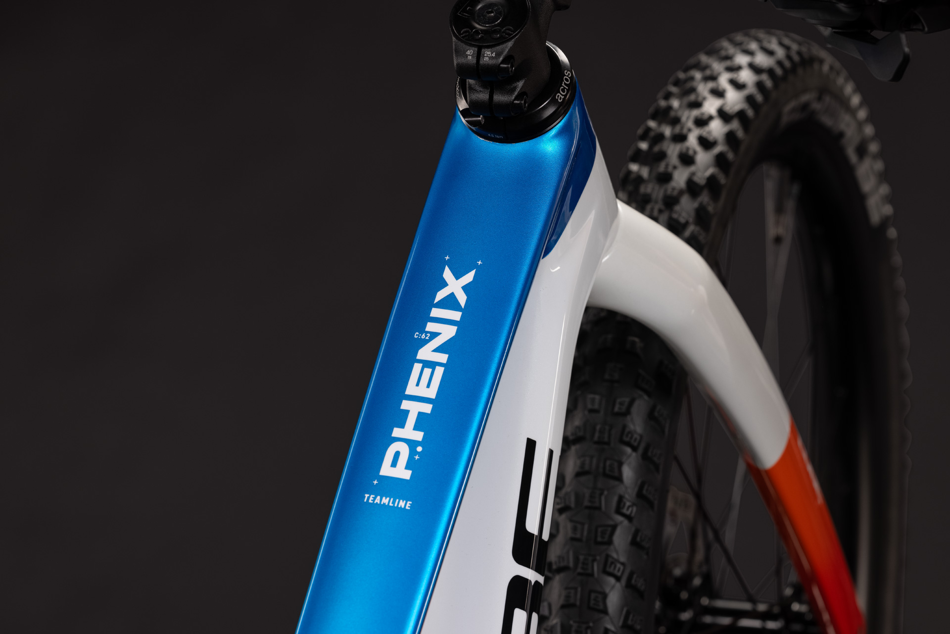 Phenix 240 C:62 SLX Teamline