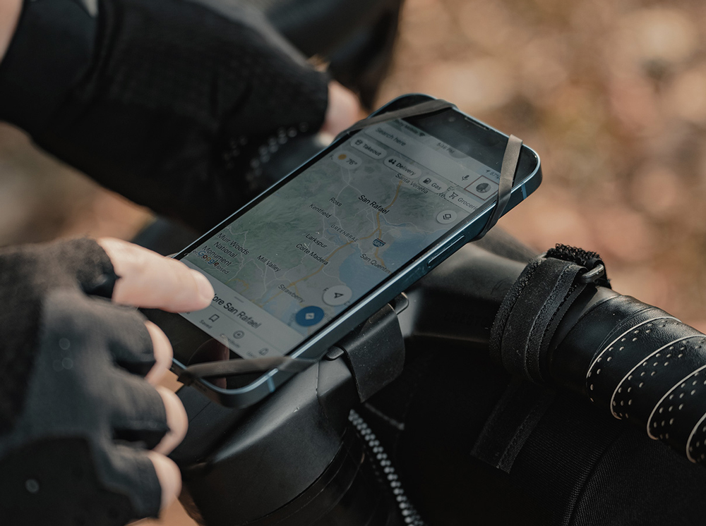15800096-Omni-Ridecase-II-Smartphonehalter(4).jpg