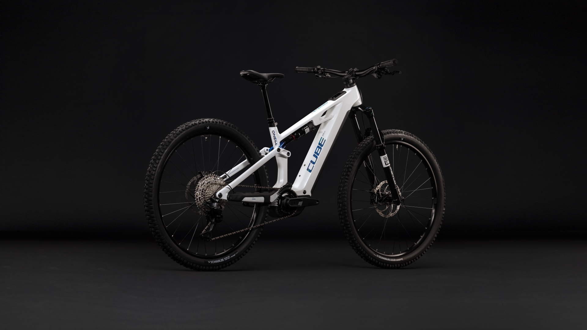 Stereo Hybrid ONE44 HPC Pro 800 metallicwhite´n´blue