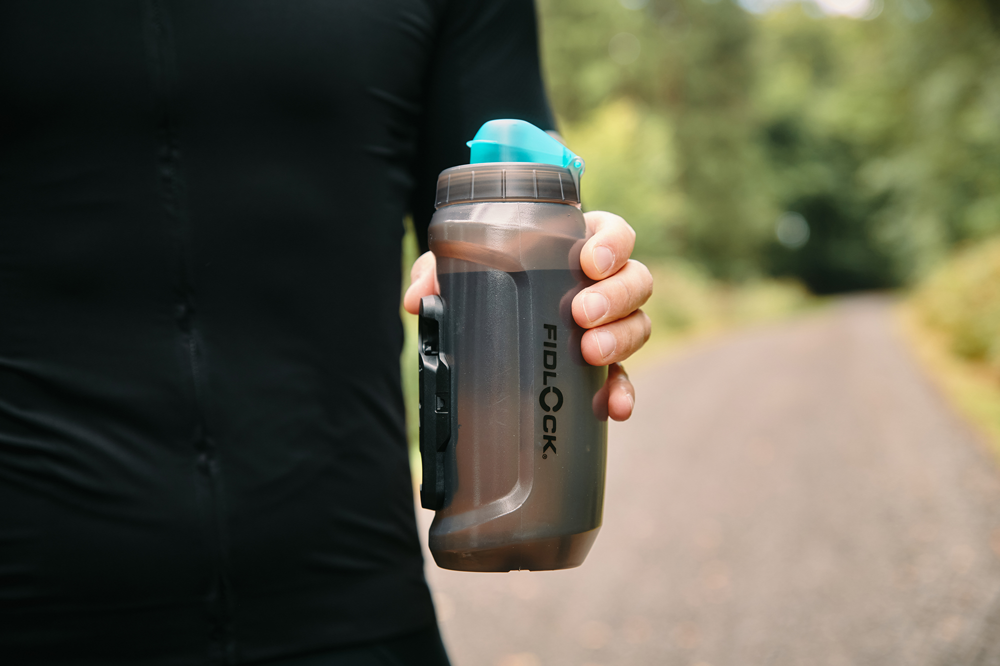 fidlock AB-09676-P01032 (TBL) 20152624 TWIST Bottle 750 antibacterial + Bike Base  (20).jpg
