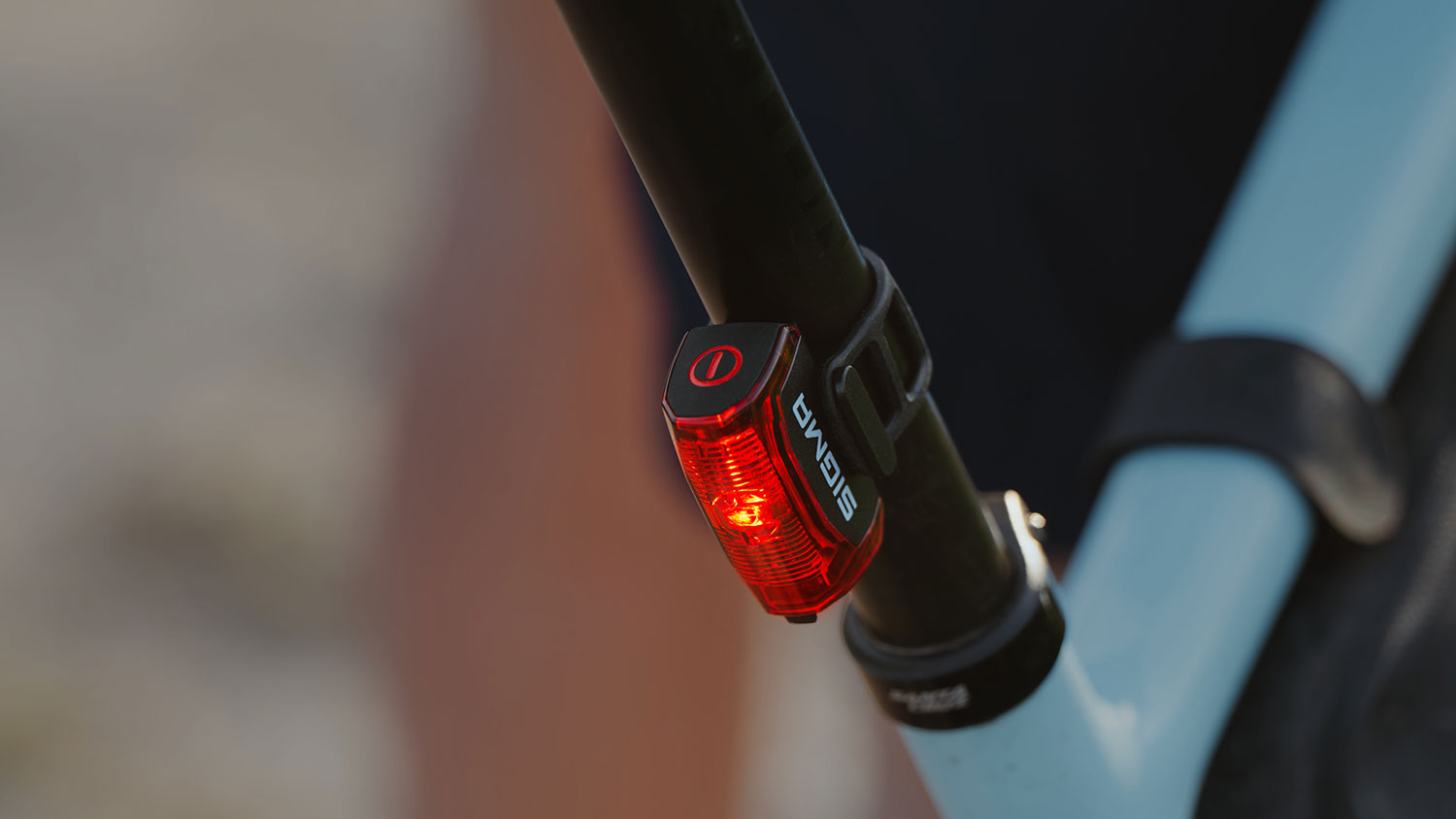 Luz trasera HIRO 30