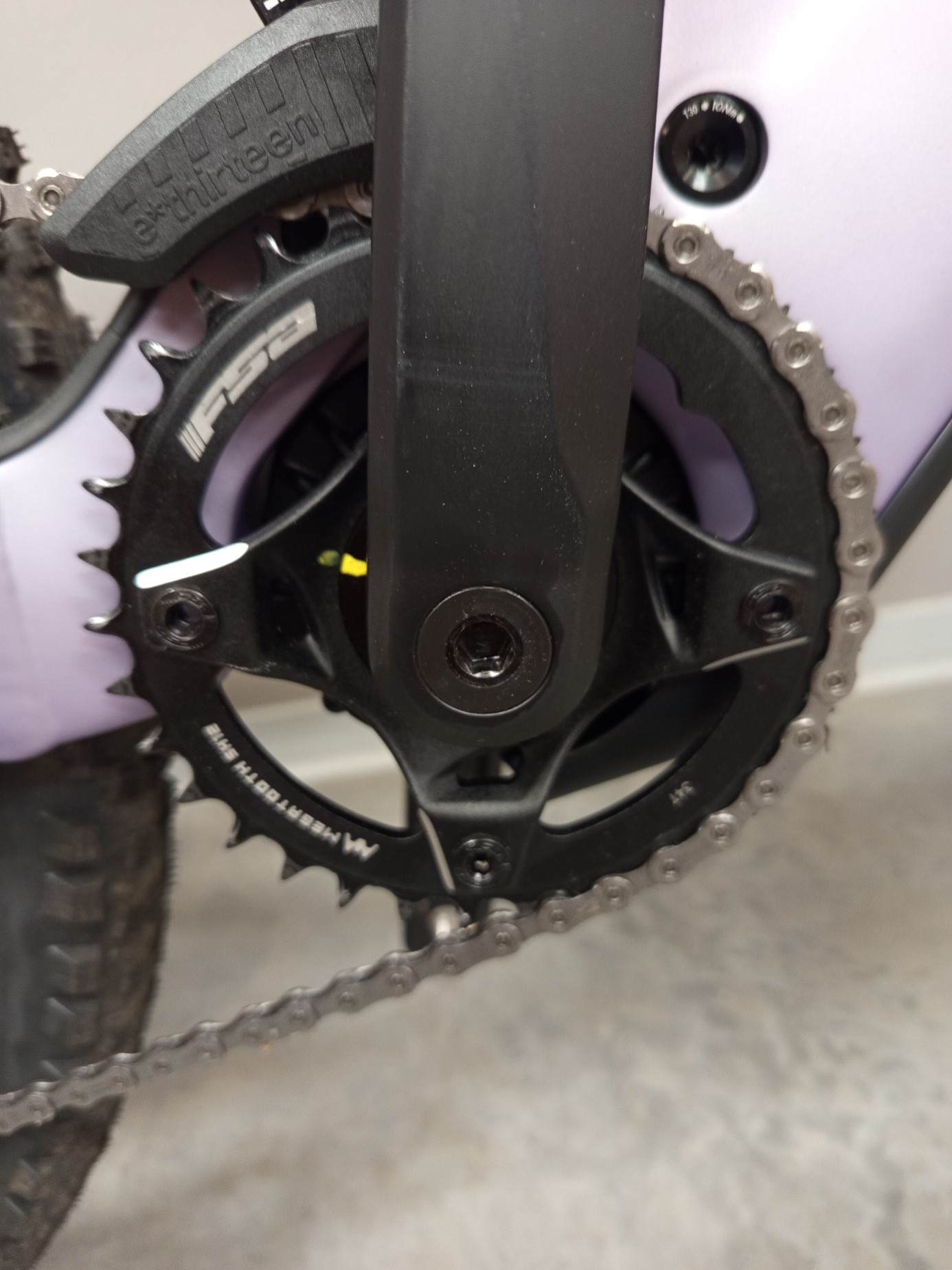 Lumen eMTB 920 w kolorze fioletowo-liliowym (towar z retur)