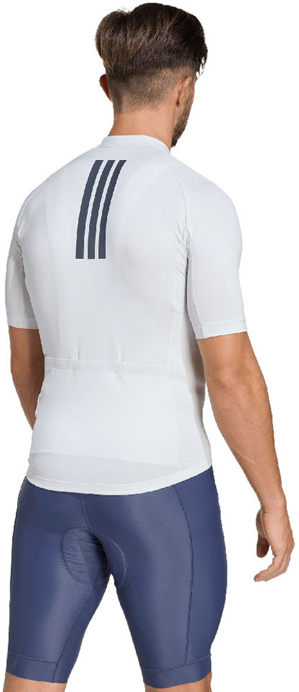Adidas_JZ6760_Essentials (6).jpg