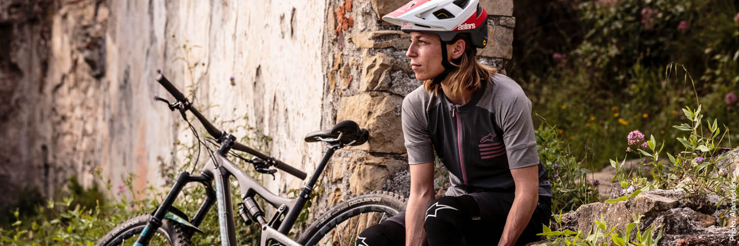 bekleidung_damen_trikots_mtb_kurzarm.jpg