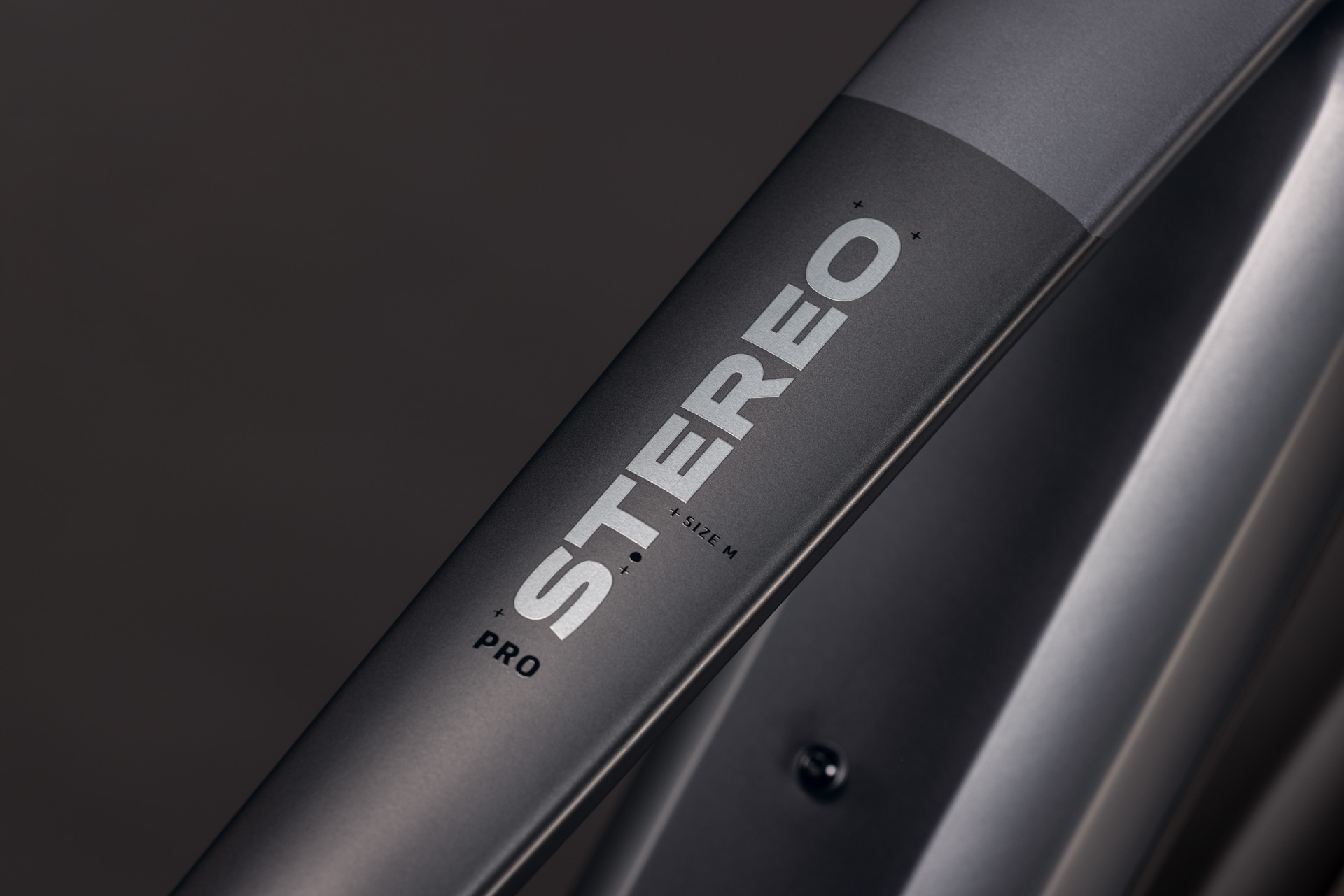 Stereo Hybrid ONE22 Pro 800 FE slabgrey´n´chrome